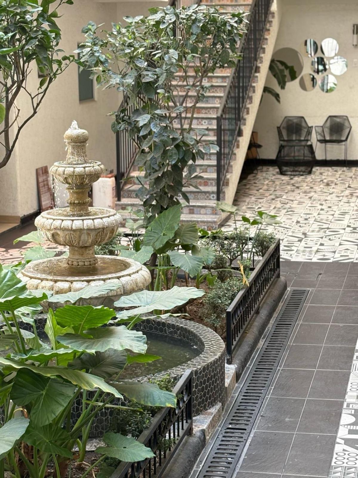 Hotel Gallo Guadalajara Eksteriør billede